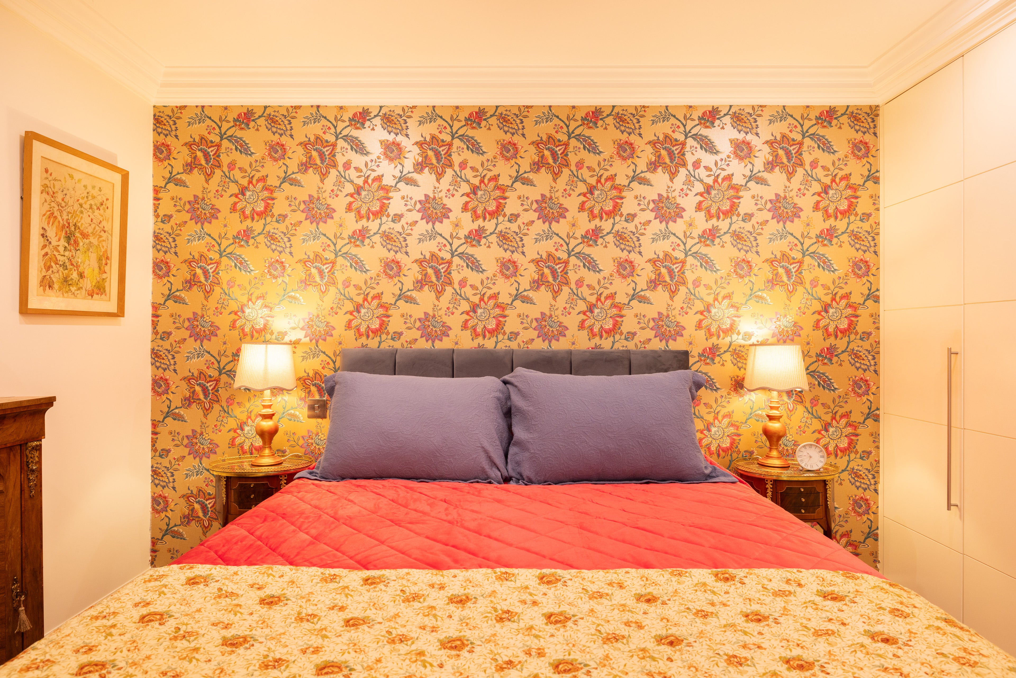 PADDINGTON | The Victorian Pub — Sleeps 8 • 4 Beds • 3 Baths