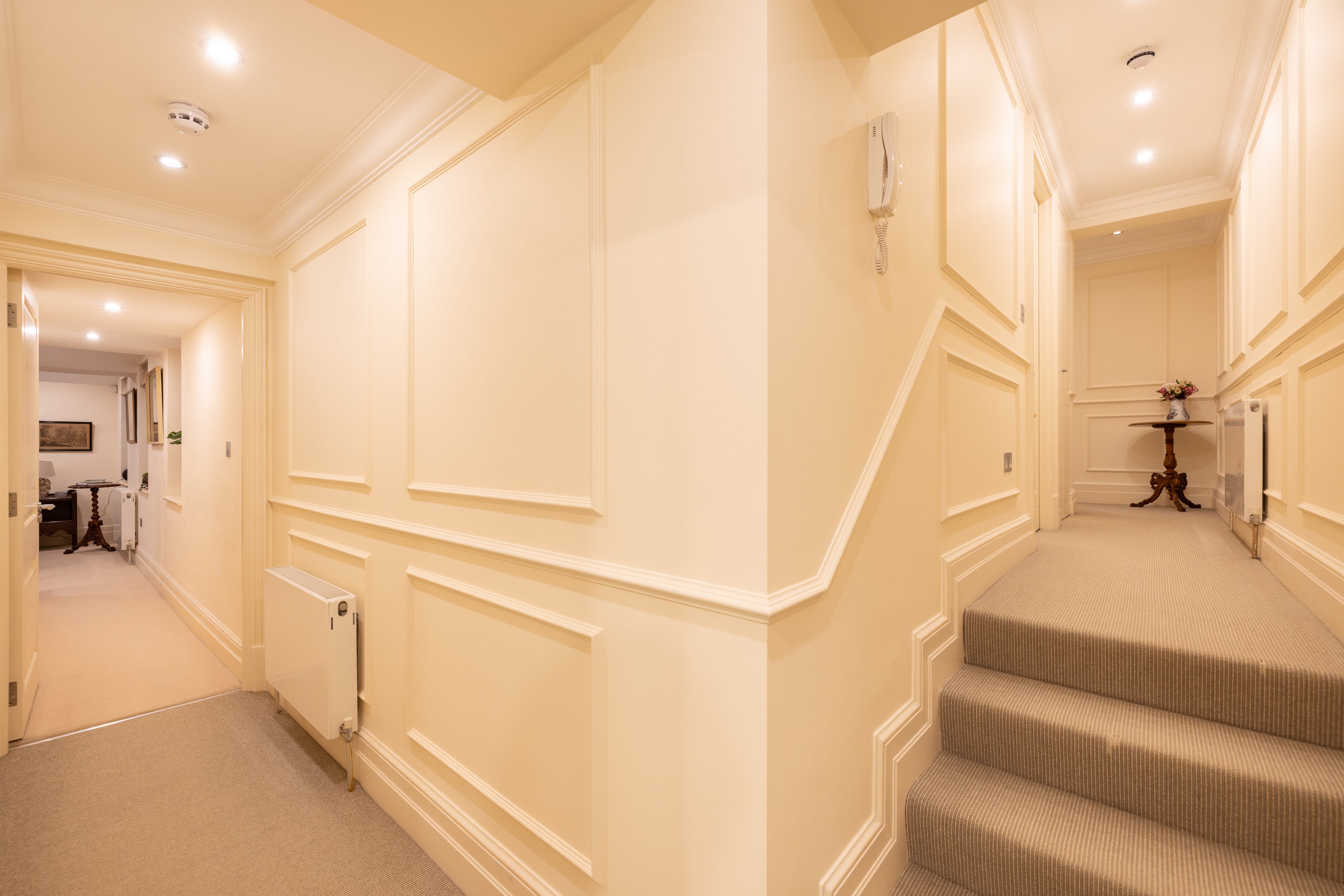 PADDINGTON | The Victorian Pub — Sleeps 8 • 4 Beds • 3 Baths