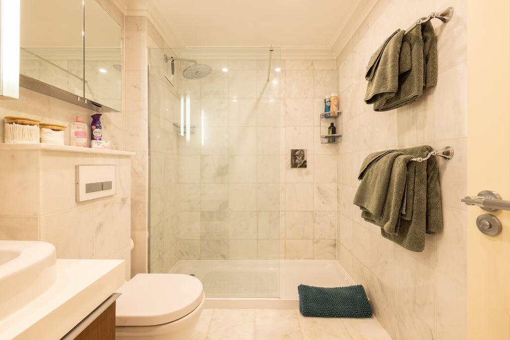 PADDINGTON | The Victorian Pub — Sleeps 8 • 4 Beds • 3 Baths