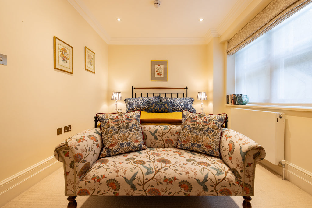 PADDINGTON | 1841 Victorian Residence — Sleeps 6 • 3 Beds • 2.5 Baths