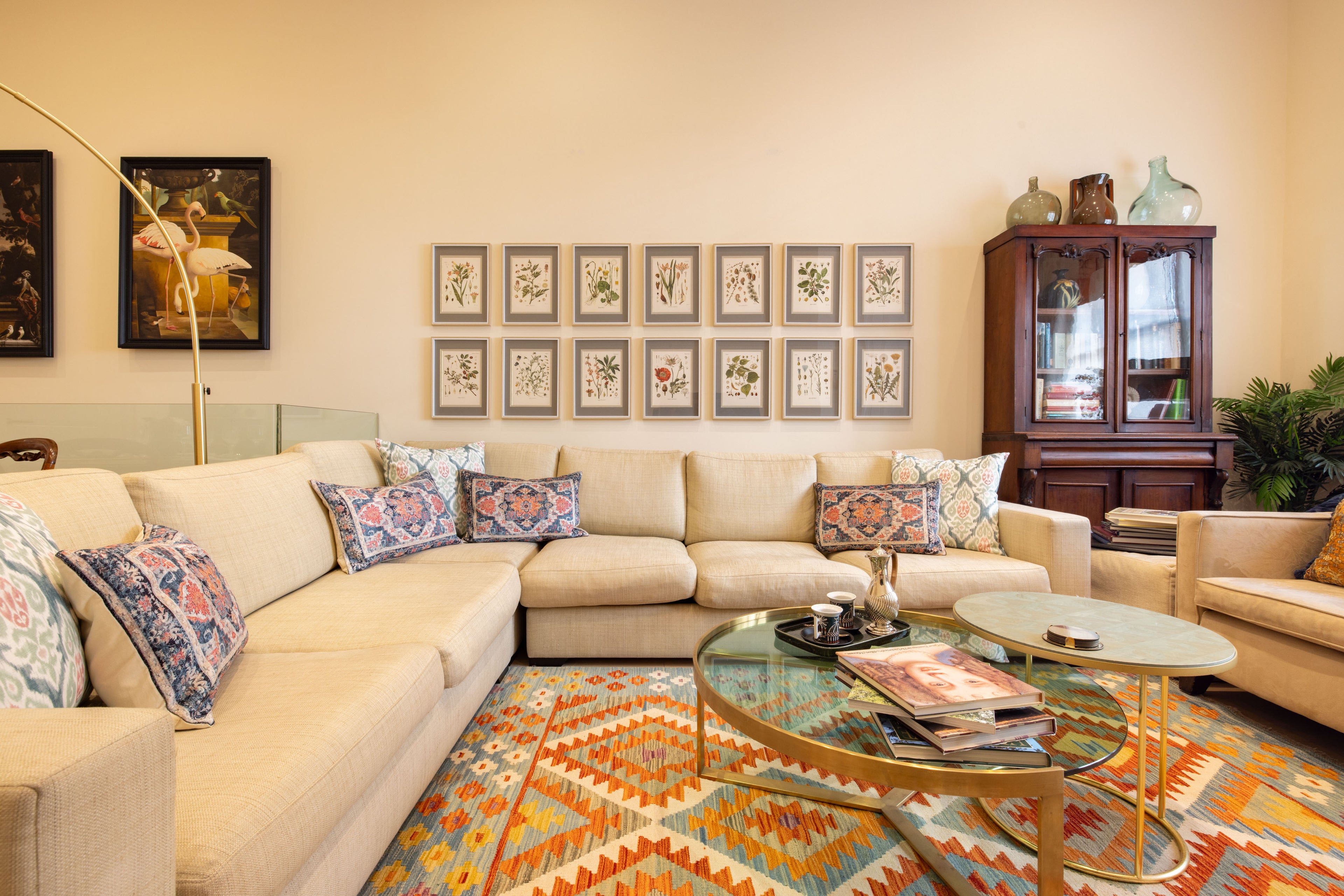 PADDINGTON | 1841 Victorian Residence — Sleeps 6 • 3 Beds • 2.5 Baths