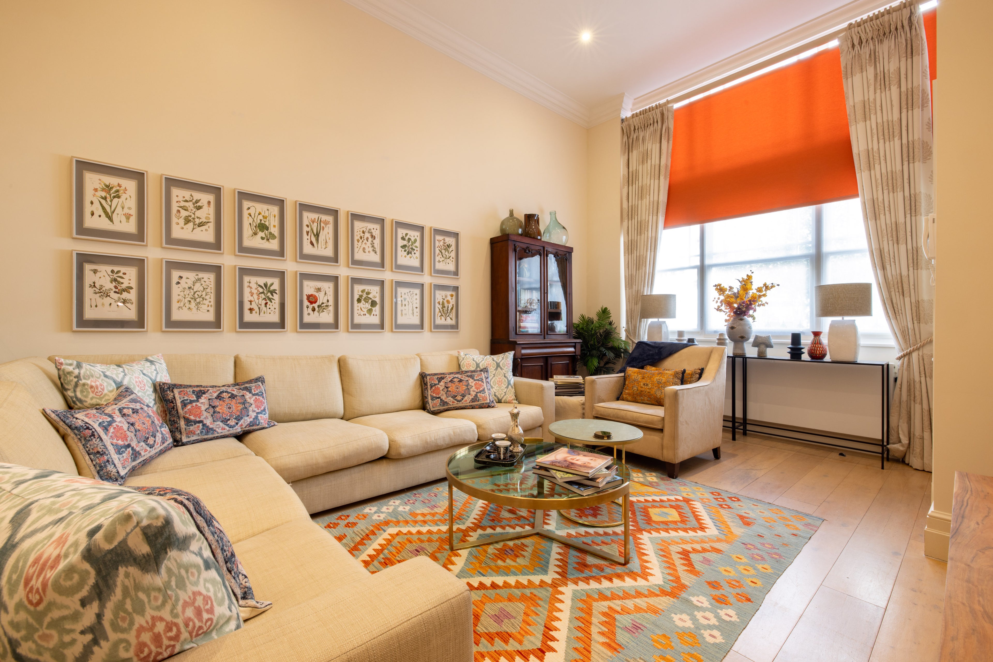 PADDINGTON | 1841 Victorian Residence — Sleeps 6 • 3 Beds • 2.5 Baths