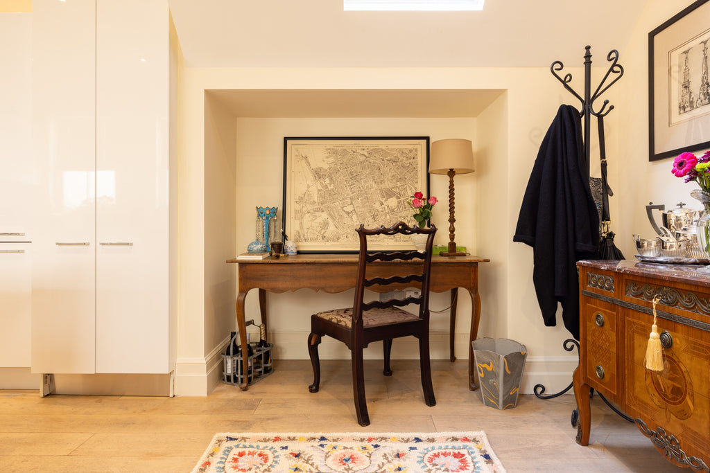 PADDINGTON | 1841 Victorian Residence — Sleeps 6 • 3 Beds • 2.5 Baths