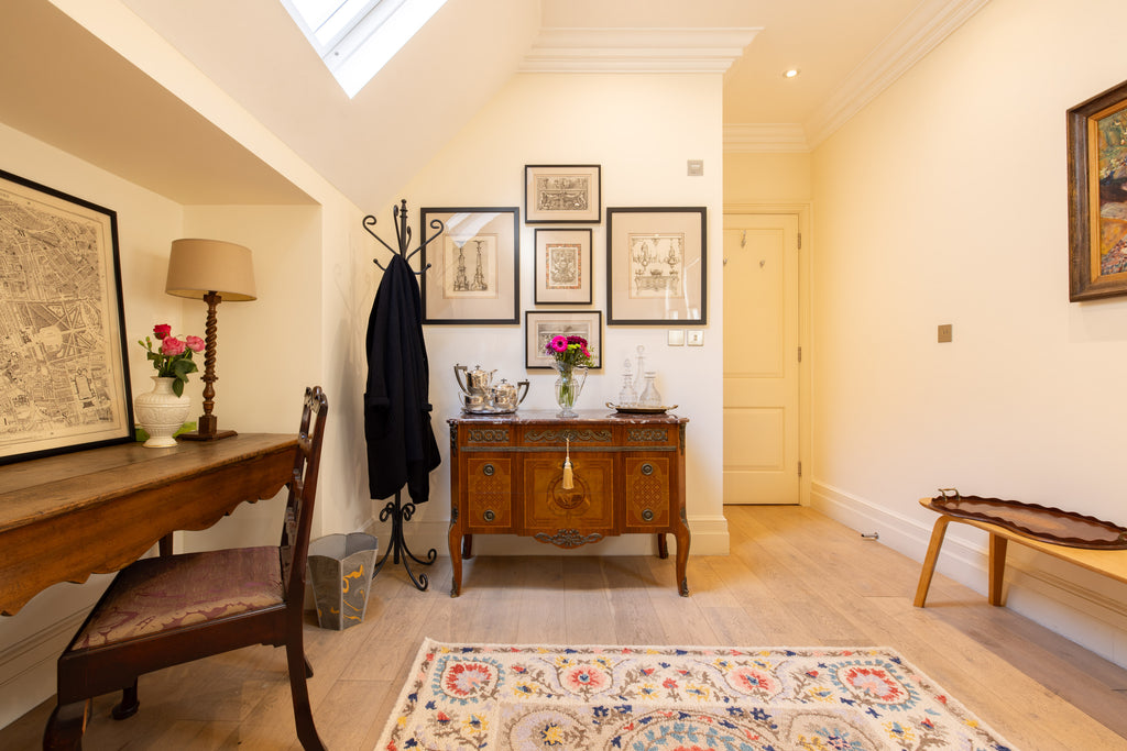 PADDINGTON | 1841 Victorian Residence — Sleeps 6 • 3 Beds • 2.5 Baths
