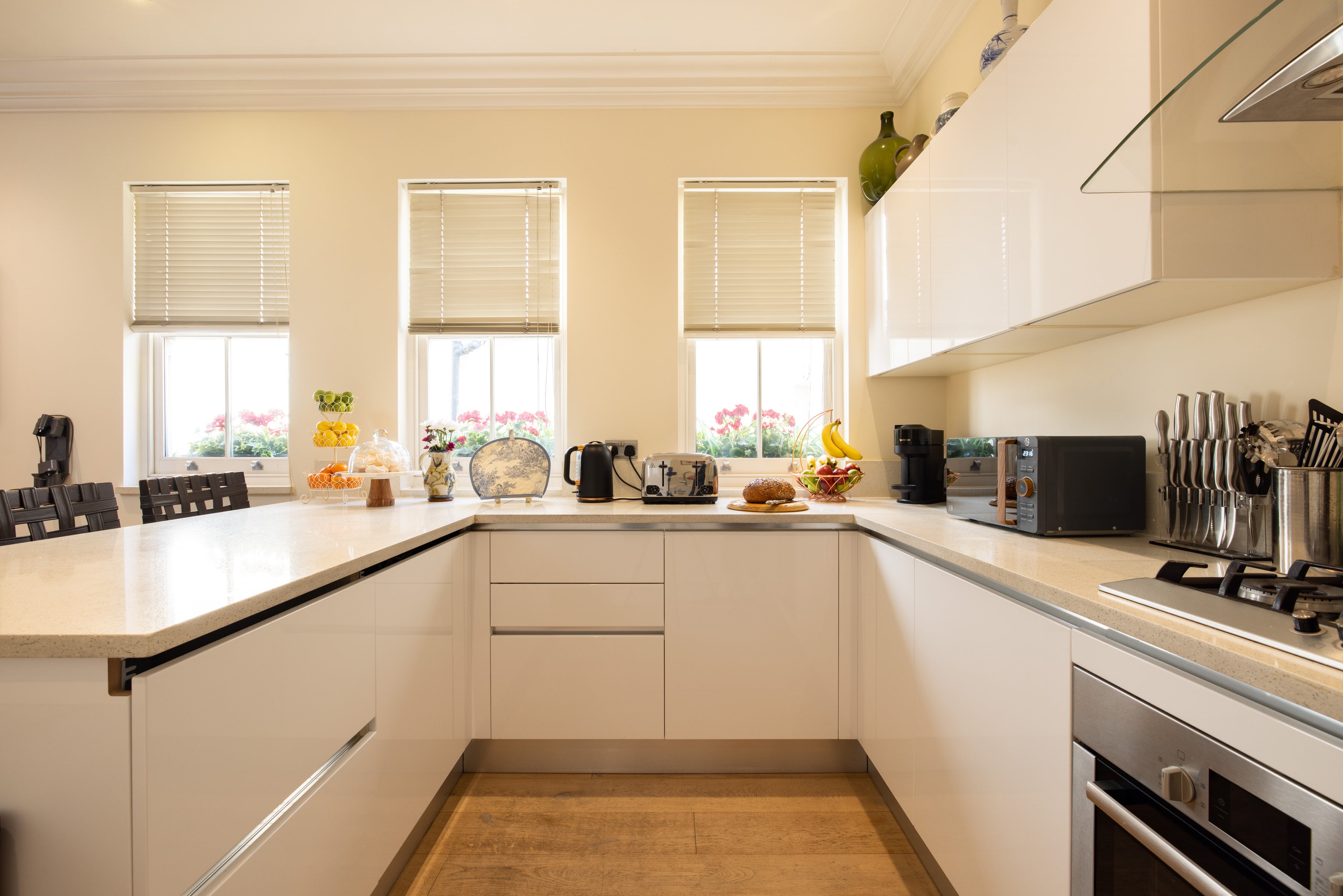 PADDINGTON | 1841 Victorian Residence — Sleeps 6 • 3 Beds • 2.5 Baths