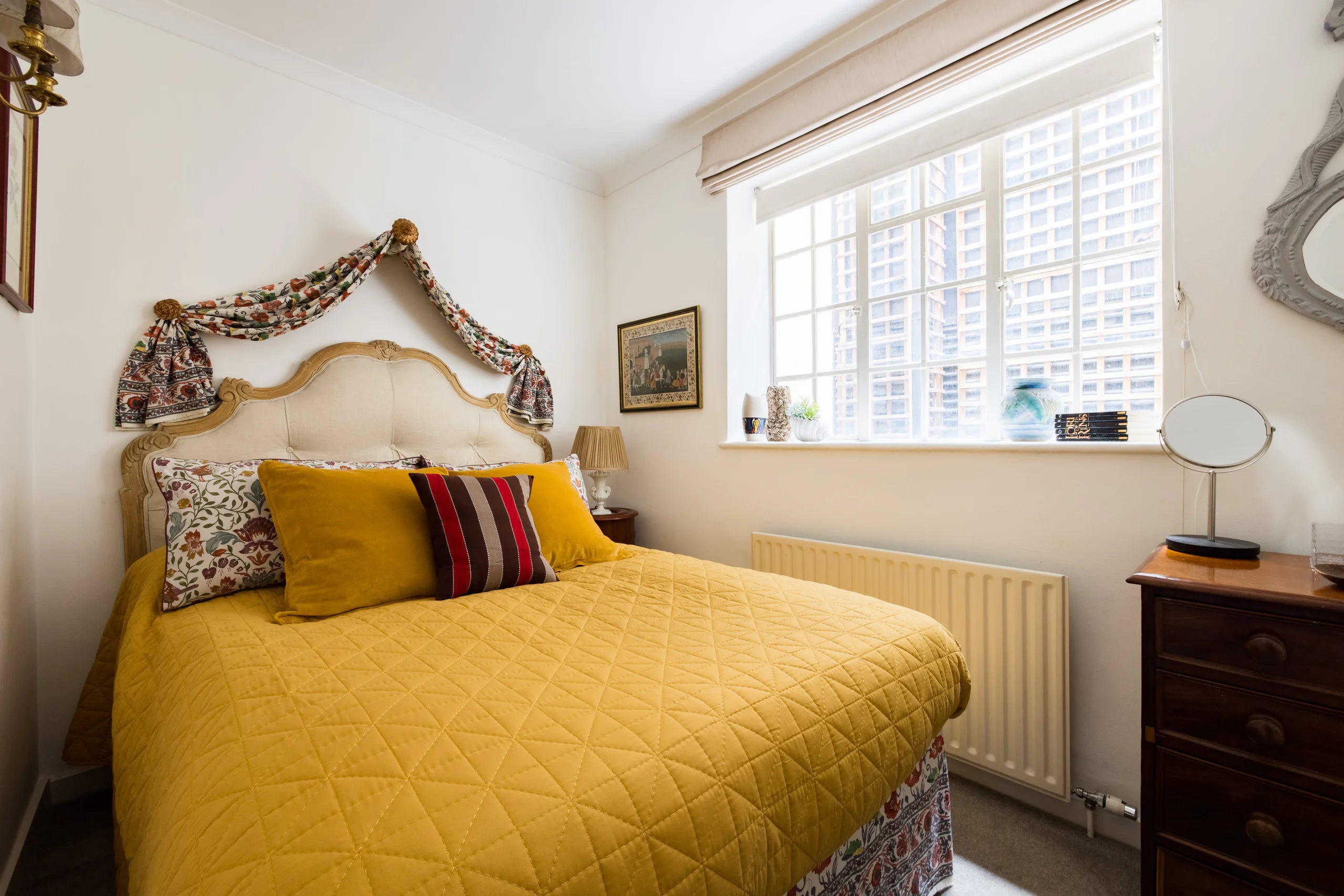 MAYFAIR | 1729 Berkeley Square Residence — Sleeps 6 • 3 Beds • 1 Bath