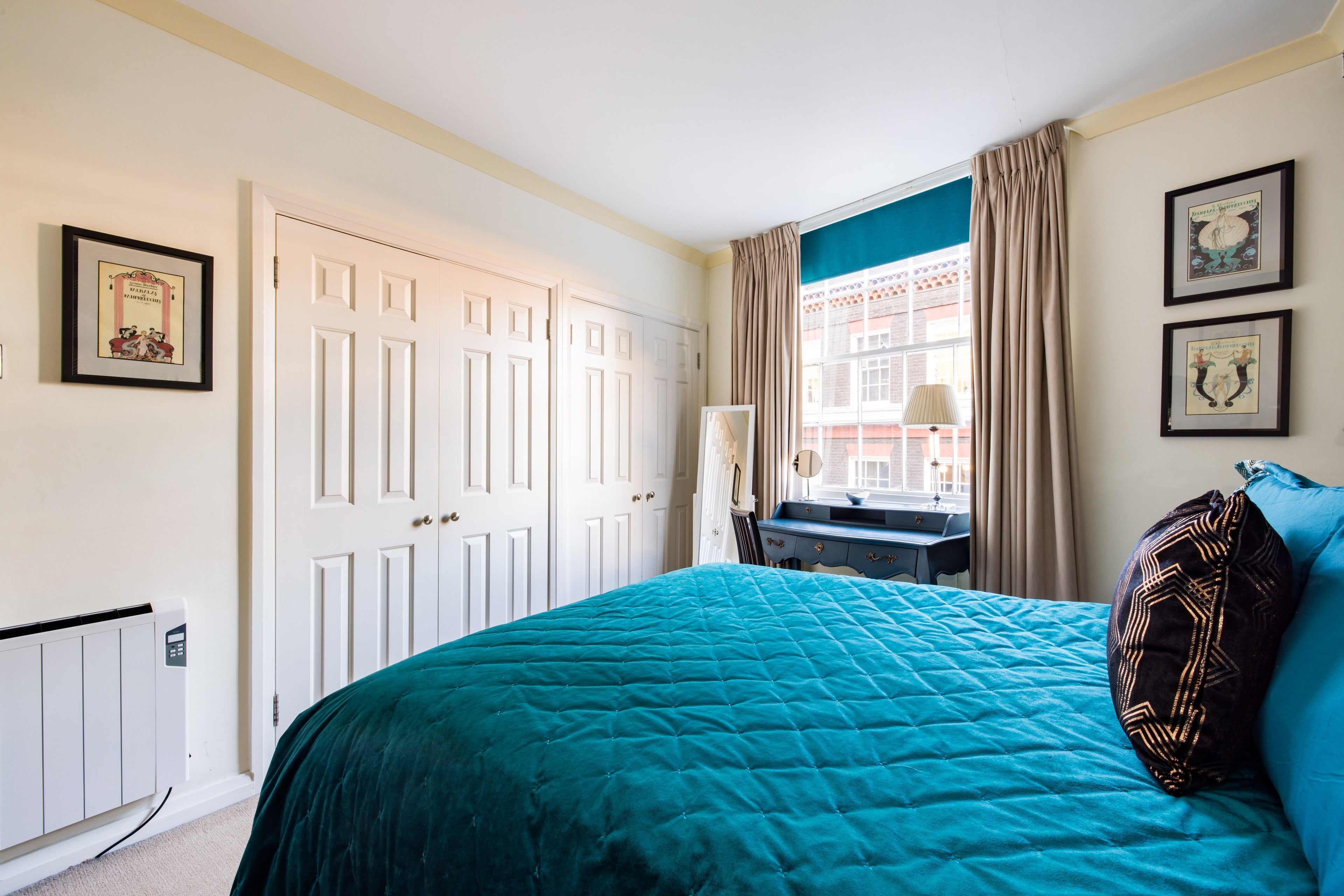 MAYFAIR | Art Nouveau Residence — Sleeps 6 • 3 Beds • 1 Bath