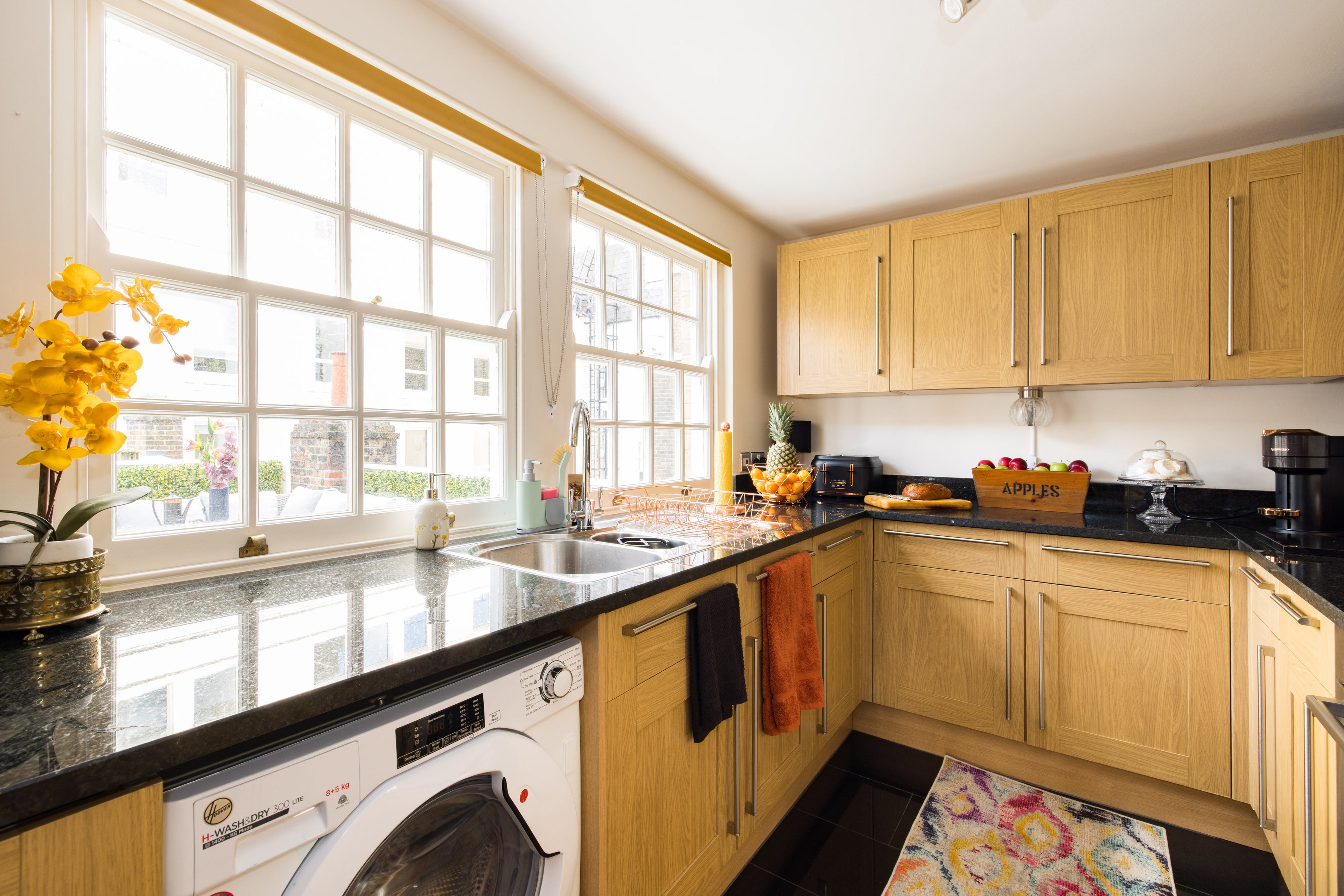 MAYFAIR | The Penthouse — Sleeps 6 • 3 Beds • 2 Baths