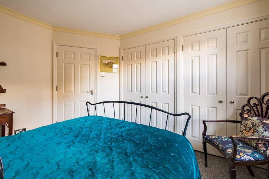 MAYFAIR | The Penthouse — Sleeps 6 • 3 Beds • 2 Baths