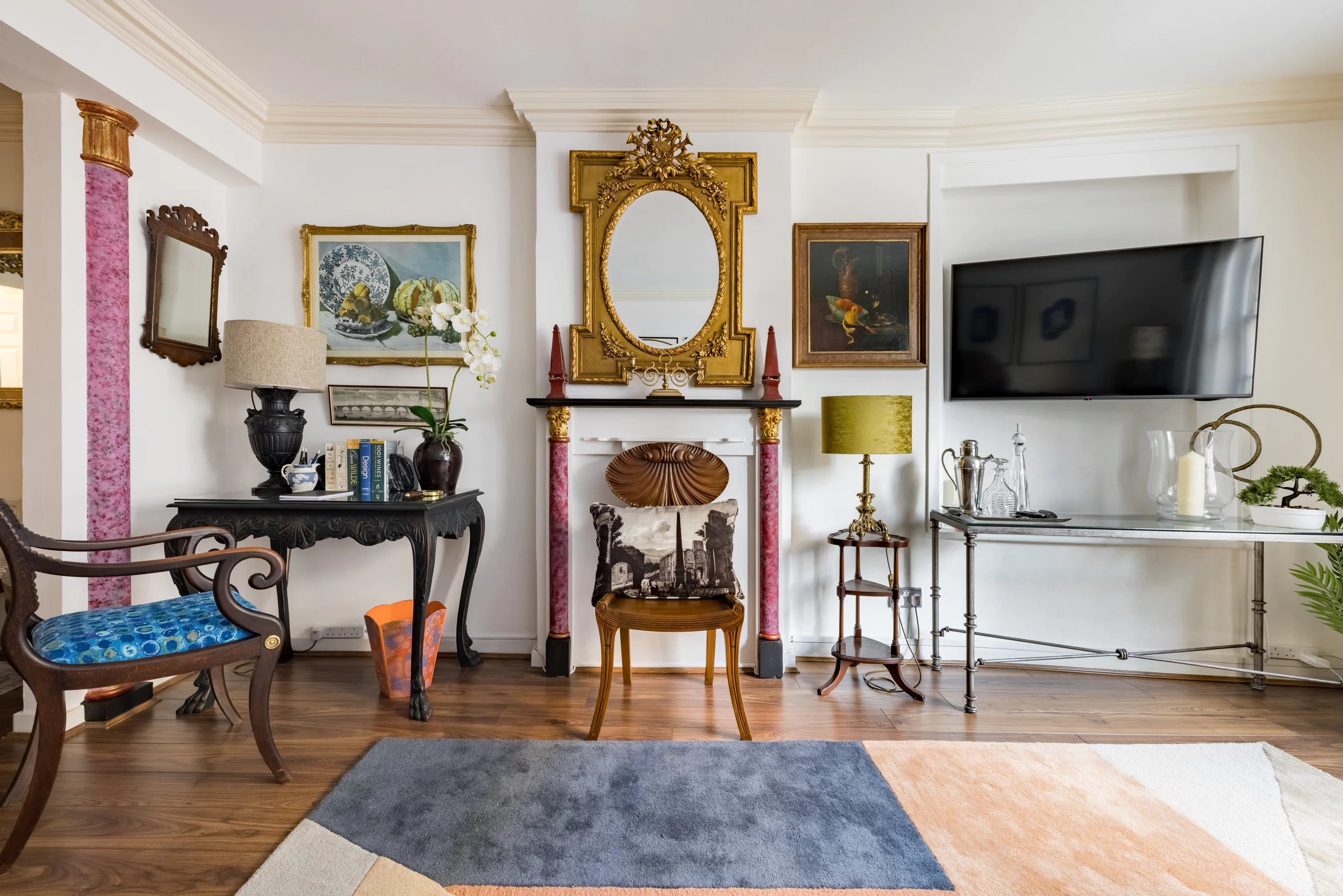MAYFAIR | 1729 Berkeley Square Residence — Sleeps 6 • 3 Beds • 1 Bath