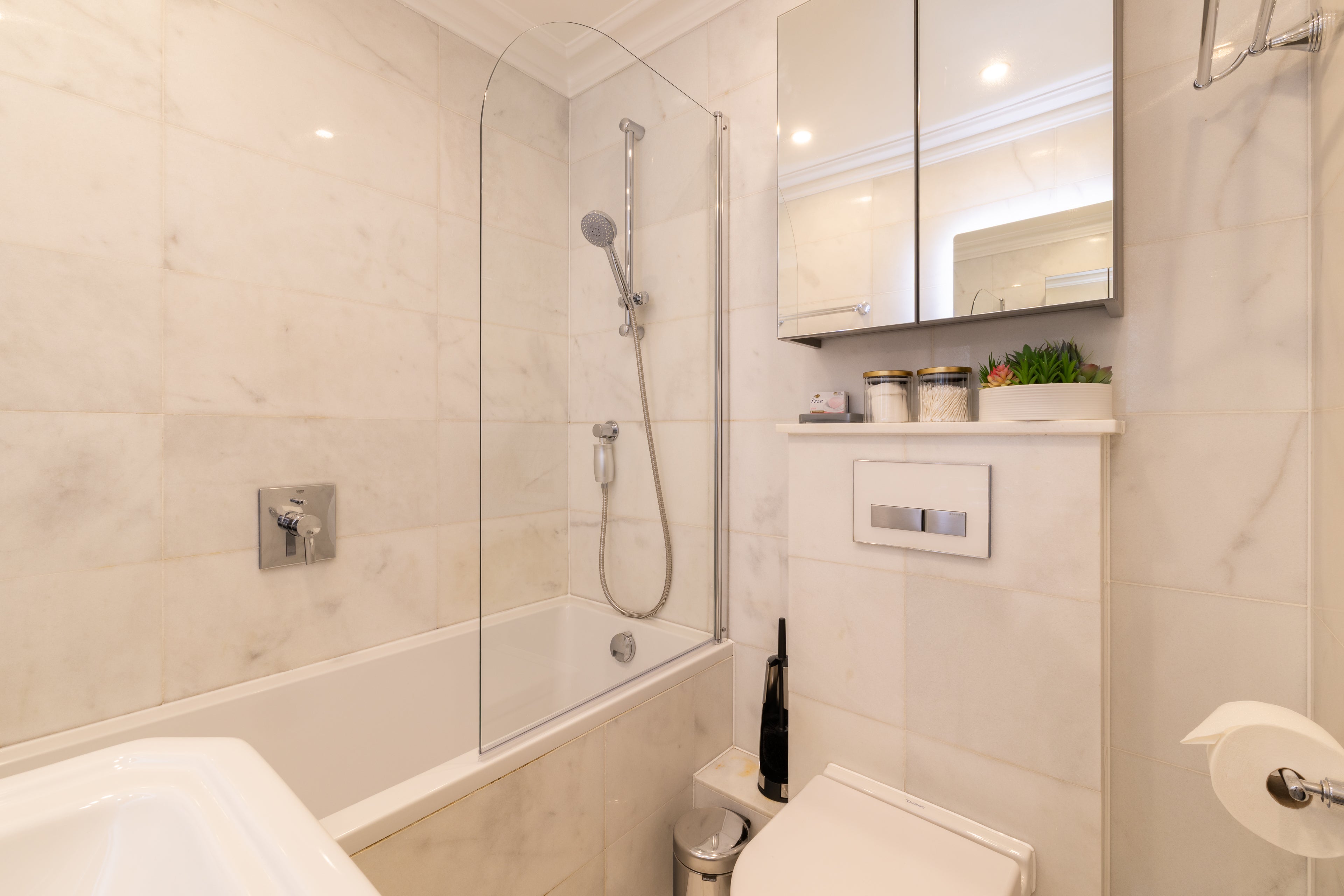 PADDINGTON | Victorian Residence — Sleeps 4 • 2 Beds • 1 Bath