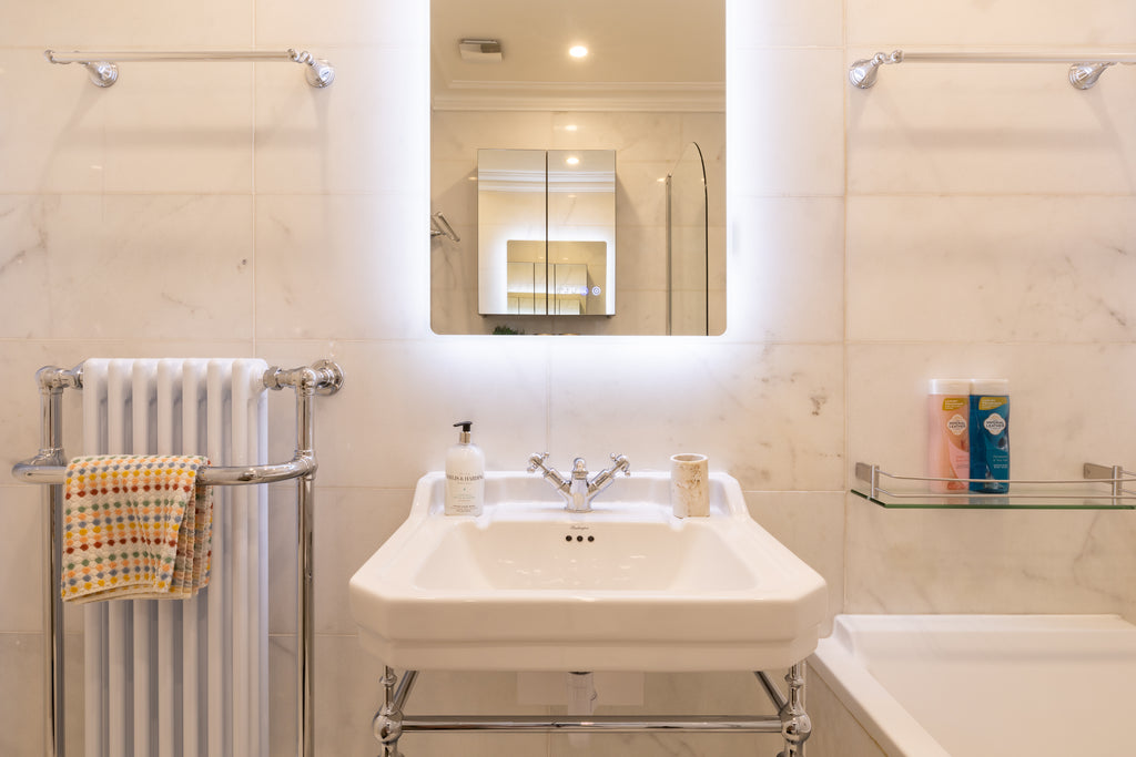 PADDINGTON | Victorian Residence — Sleeps 4 • 2 Beds • 1 Bath
