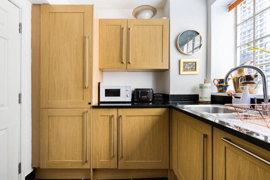 MAYFAIR | Art Nouveau Residence — Sleeps 6 • 3 Beds • 1 Bath