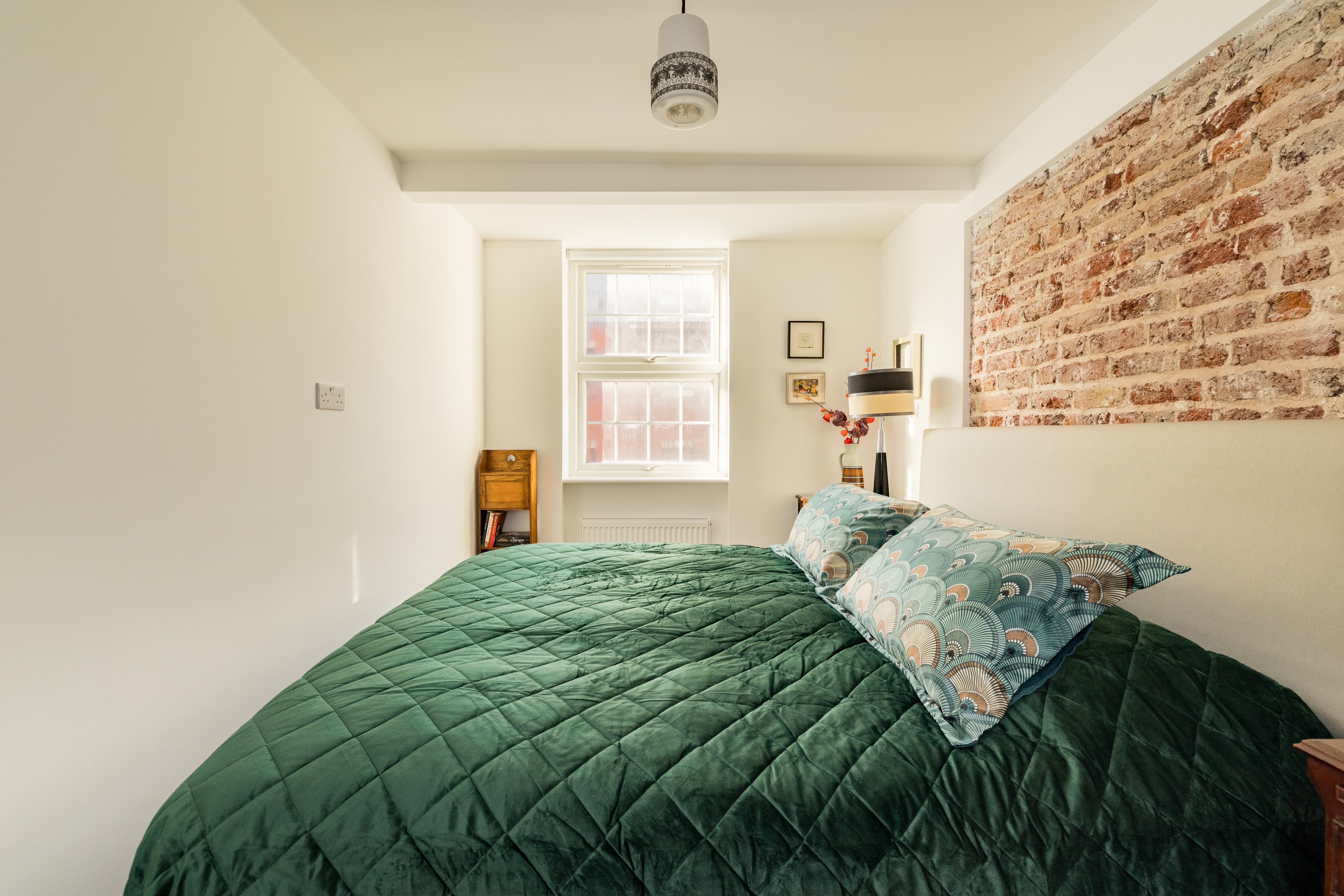 FITZROVIA | The 1760 Cleveland Residence — Sleeps 4 • 2 Beds • 1 Bath