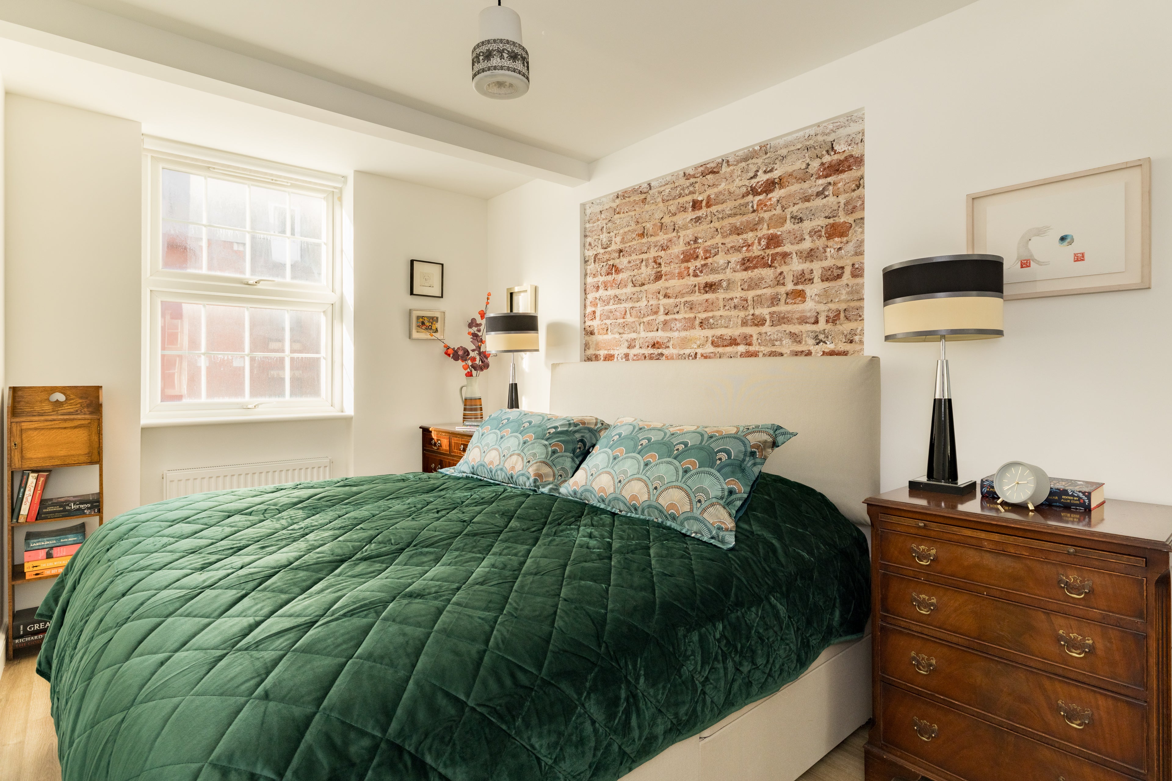 FITZROVIA | The 1760 Cleveland Residence — Sleeps 4 • 2 Beds • 1 Bath